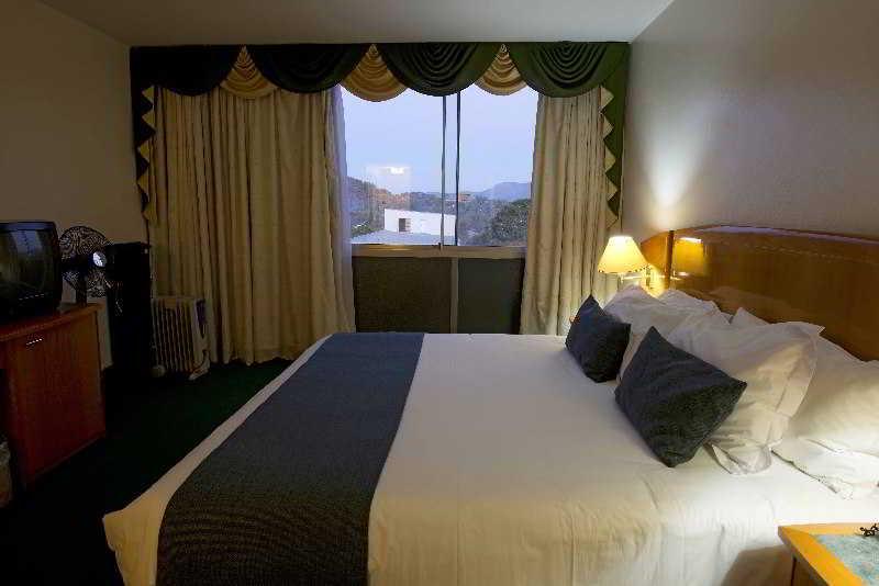 Holiday Inn - Mutare By Ihg Exterior photo