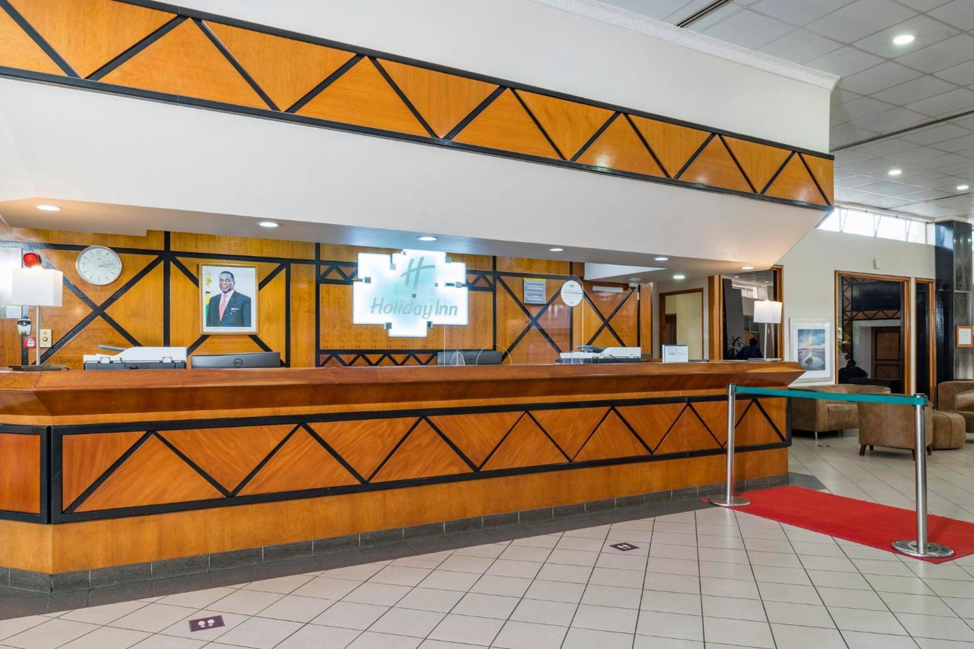 Holiday Inn - Mutare By Ihg Exterior photo