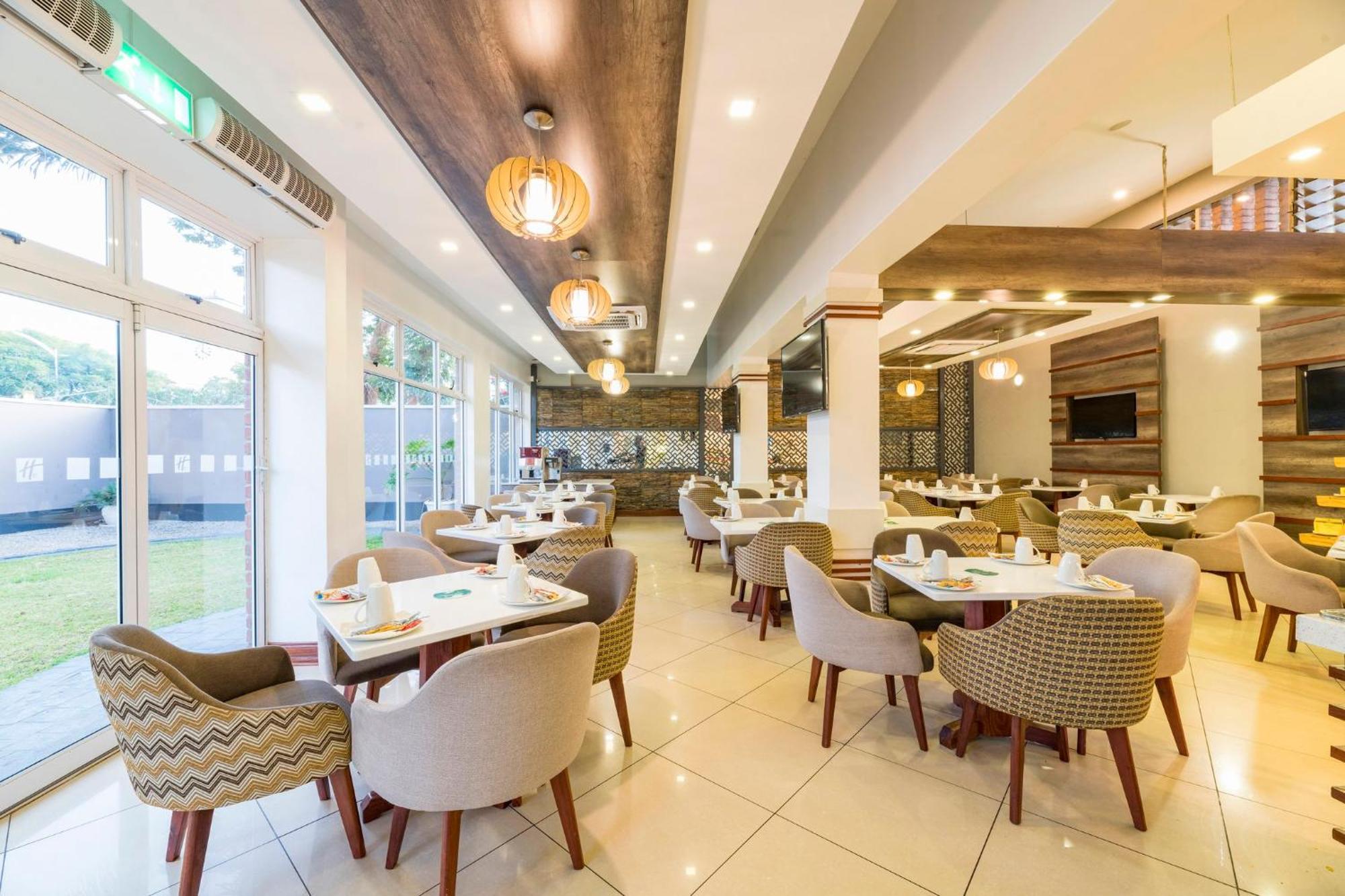 Holiday Inn - Mutare By Ihg Exterior photo